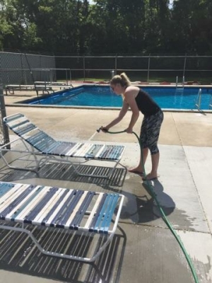 2017 Staff Clean-Up_3