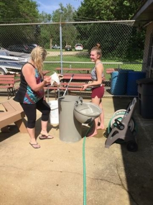 2017 Staff Clean-Up_6
